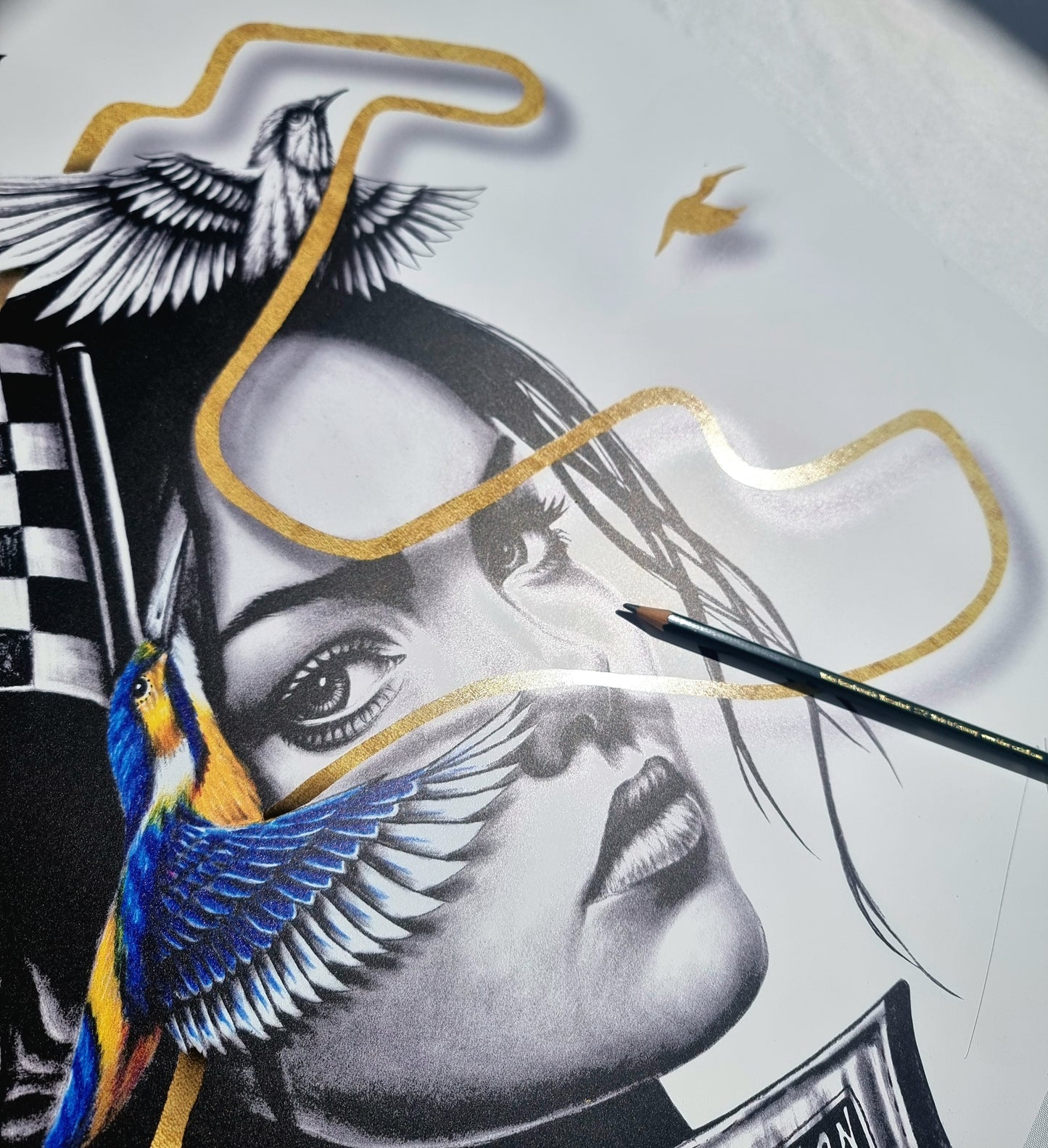 Eyes on the Track - 70x50cm - Poster Premium
